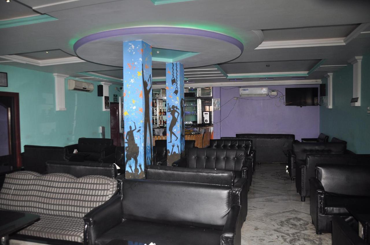 Hotel Vaithee Park Chennai Exterior photo